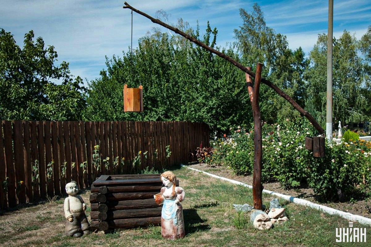 Led så hurtigt som muligt efter katten på den optiske illusion / collage Moje